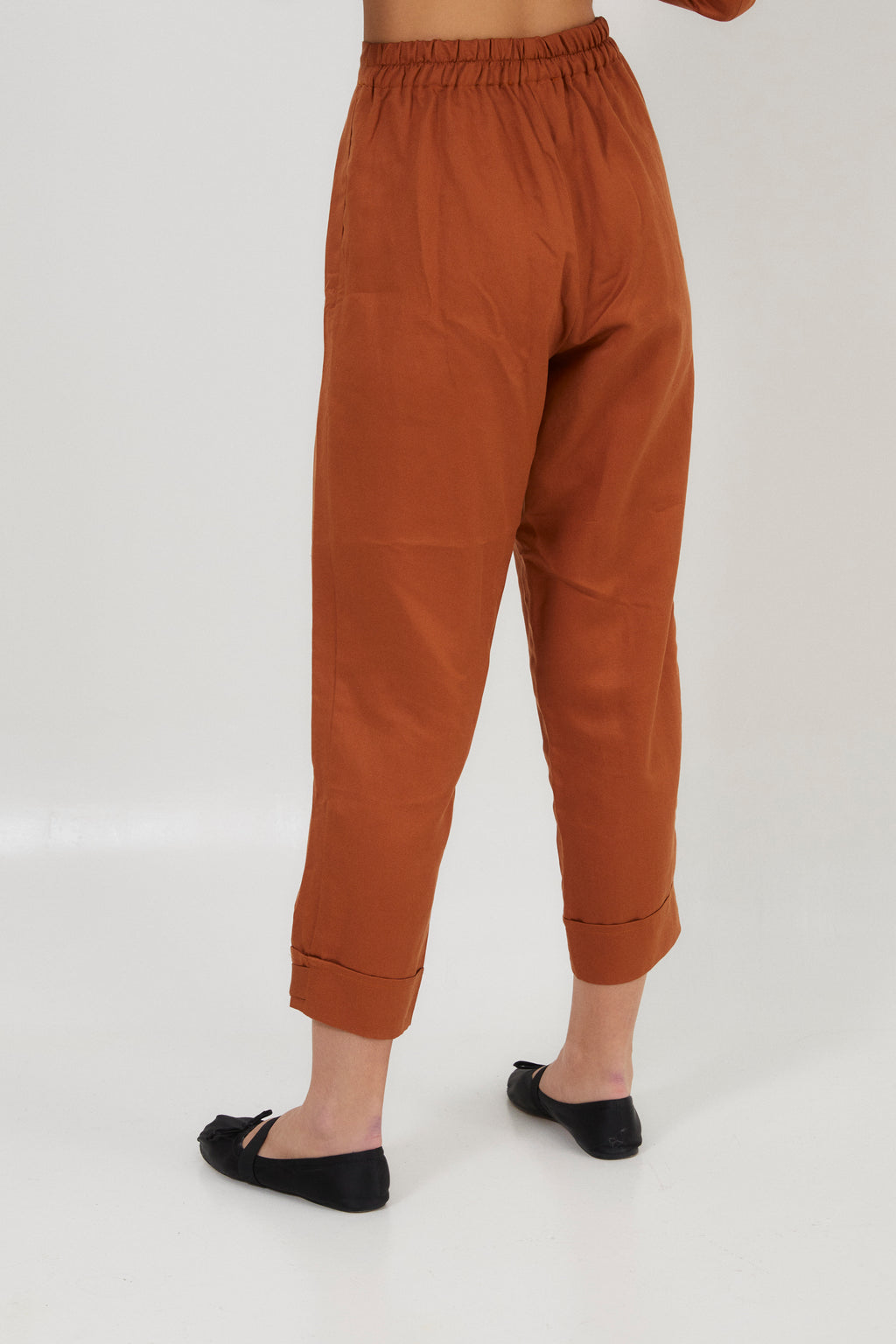 Pantalon Aris caramelo